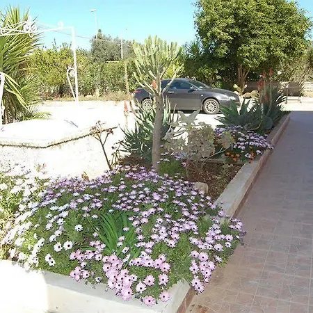 Il Mirto E La Rosa فندق 3*