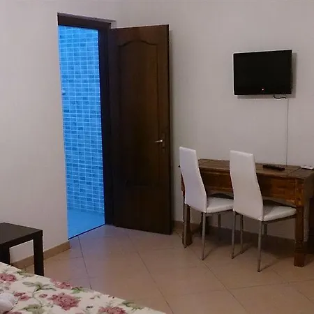 Il Mirto E La Rosa Hotel 3*