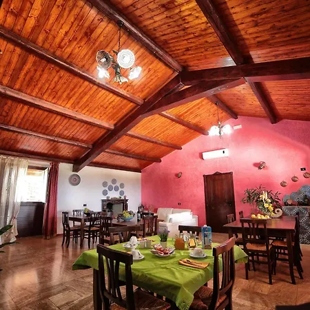 Il Mirto E La Rosa 3* Агридженто